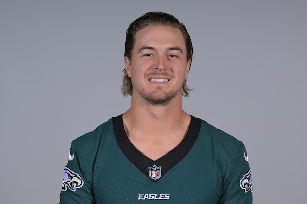 Kenny Pickett Contract Details: Salary, Bonuses, and Length