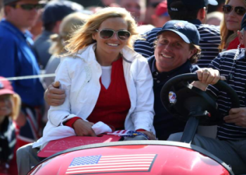 Is Phil Mickelson Still Married or Did He Divorce? Check Out His Marriage Situation.