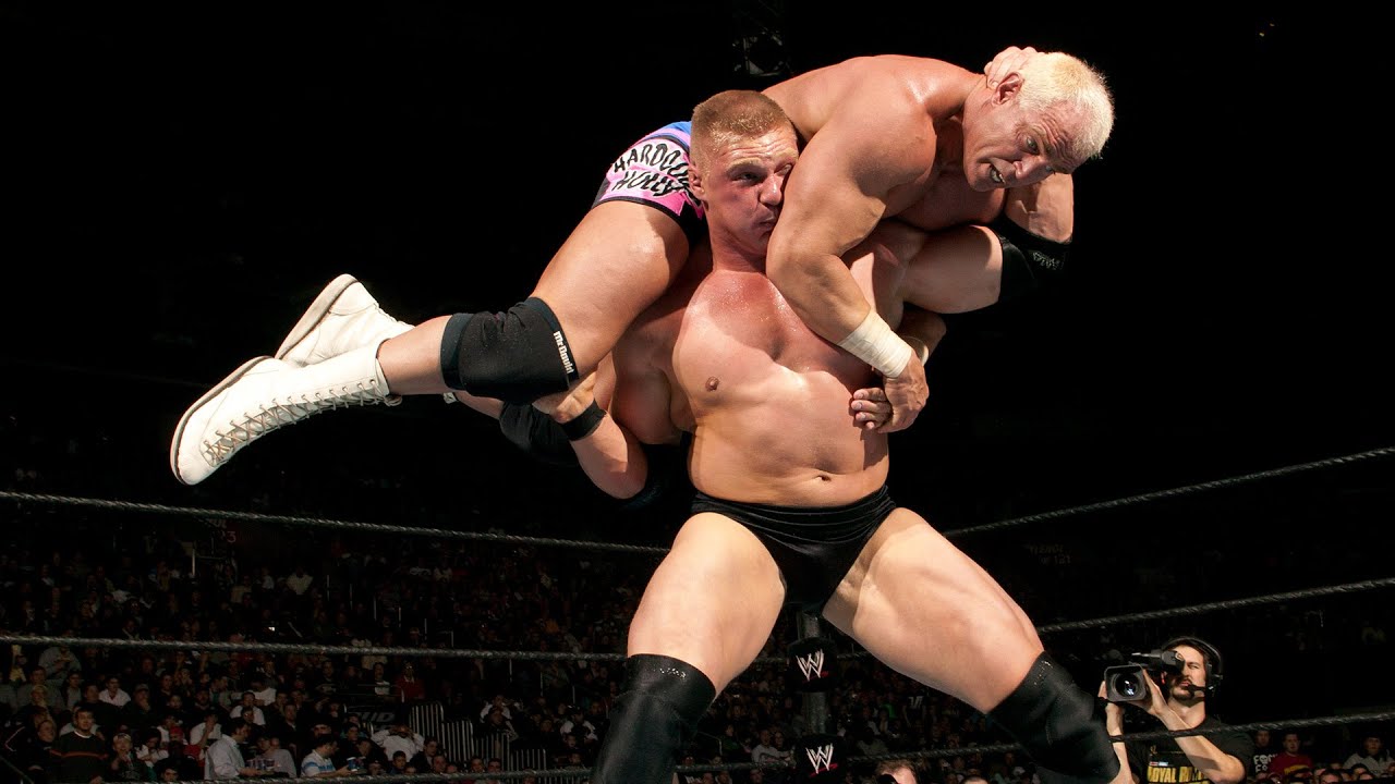 Brock Lesnar vs Hardcore Holly: Breaking Down the Biggest Moments of the Match